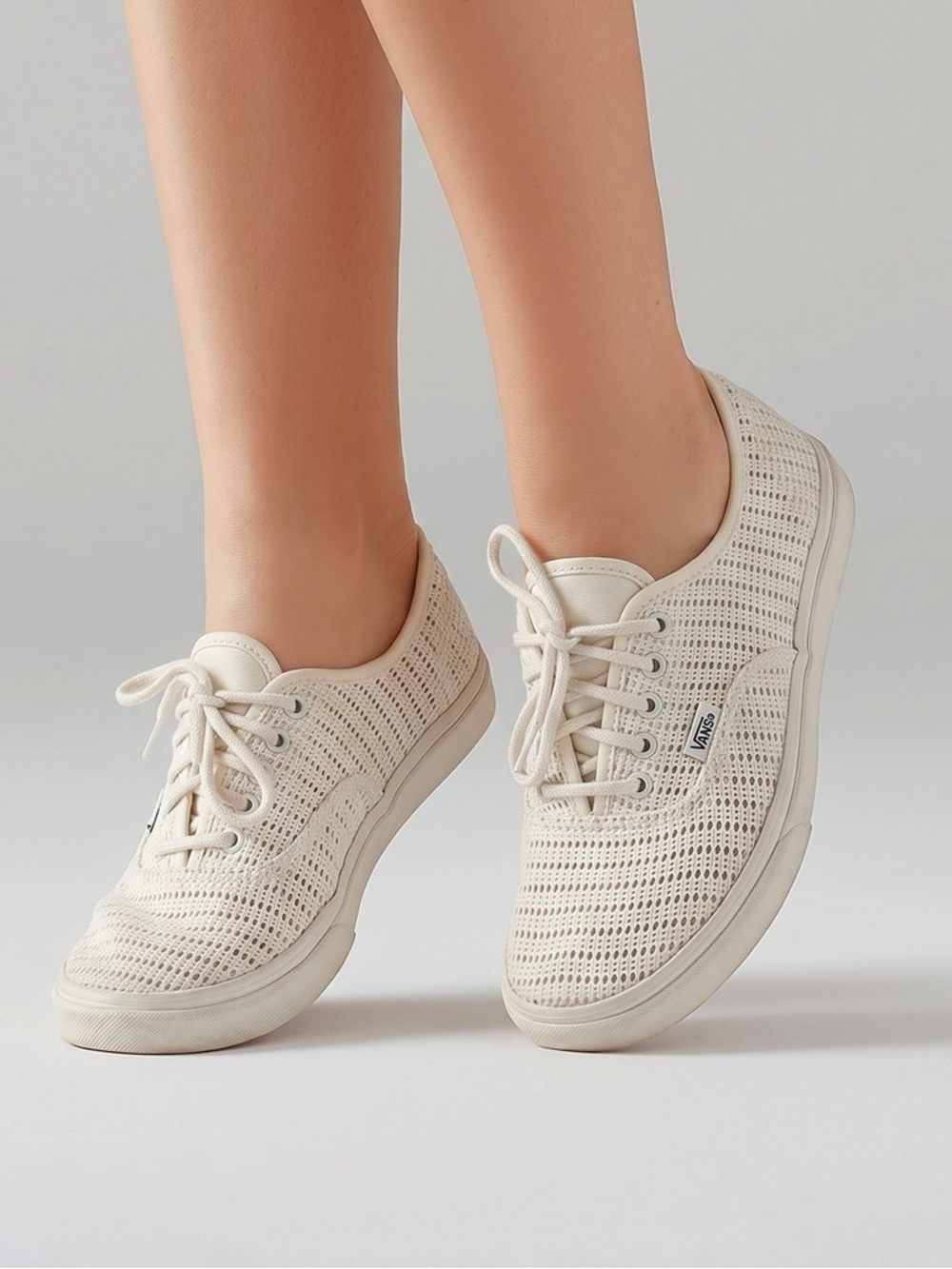 VANS | Cream Ivory Knit Lace Up Tie Sneakers Tennis Shoes Women’s Size 8 - Picture 2 of 13